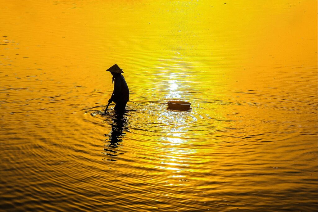 フリマアプリでの転売方法を初心者が知っておくべきポイントは？