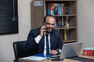 弁護士に相談する際の費用を安く抑える方法は？