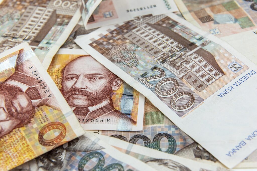 主婦が借金返済する方法はどれがいい？
